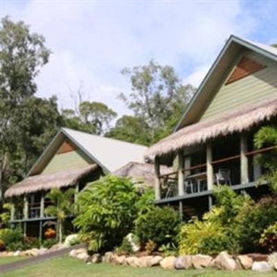 фото отеля Airlie Cove Resort And Van Park