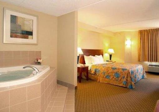 фото отеля Sleep Inn & Suites Rehoboth Beach Area