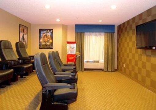 фото отеля Sleep Inn & Suites Rehoboth Beach Area