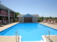Branson Yellow Rose Inn and Suites