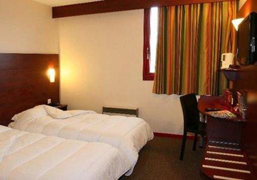 фото отеля Comfort Inn Gennevilliers