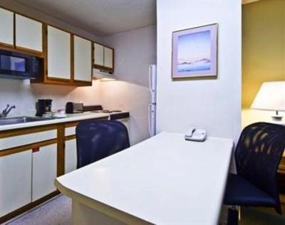 фото отеля Extended Stay America - Charleston - Northwoods Blvd.