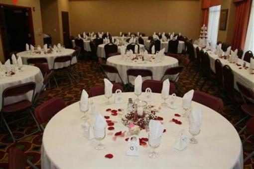 фото отеля Hampton Inn and Suites Woodstock VA