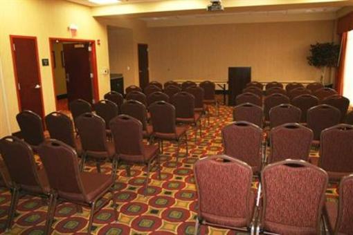 фото отеля Hampton Inn and Suites Woodstock VA