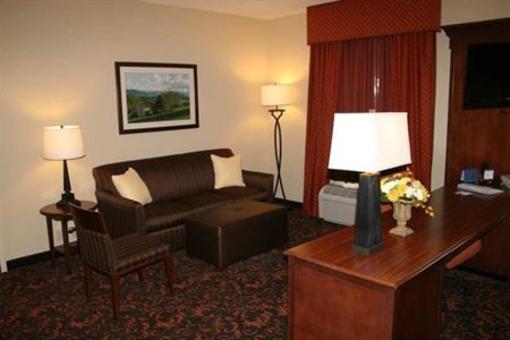 фото отеля Hampton Inn and Suites Woodstock VA