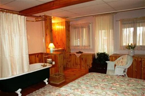 фото отеля Hawthorn Inn