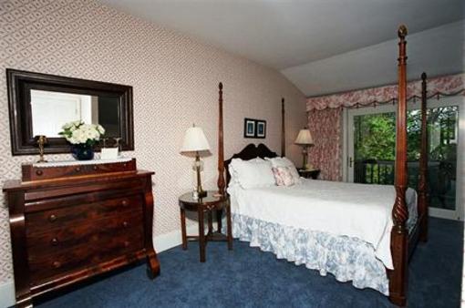 фото отеля Hawthorn Inn