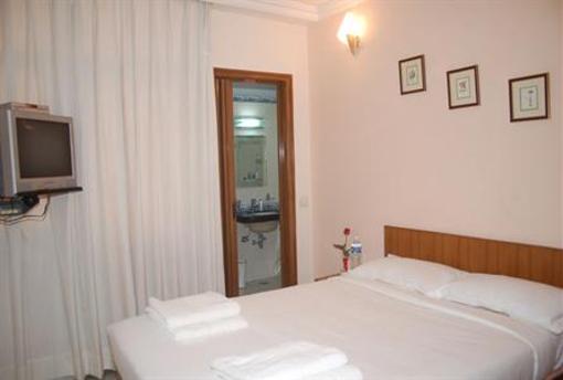 фото отеля Kesar D Villa Residence