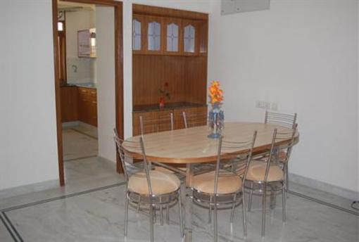 фото отеля Kesar D Villa Residence