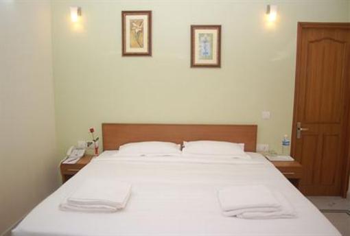 фото отеля Kesar D Villa Residence