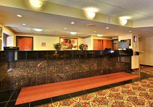 фото отеля Comfort Inn Airport Grand Rapids