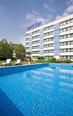 фото отеля Park Inn by Radisson Mannheim