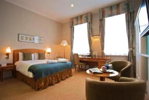 фото отеля The Park Hotel Teddington London