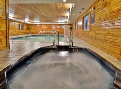 фото отеля Holiday Inn Express Hotel & Suites Hannibal