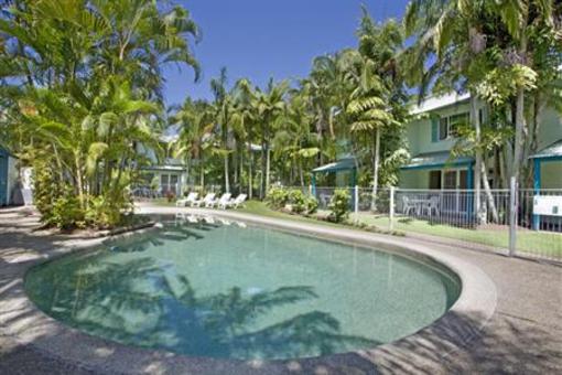 фото отеля Coco Bay Resort