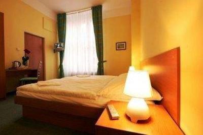 фото отеля Accord Pension Prague