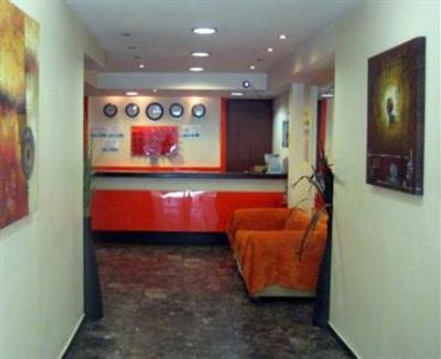 фото отеля Athens Easy Access Hostel