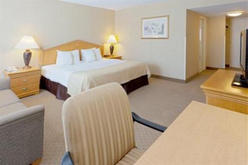 фото отеля Holiday Inn Toms River