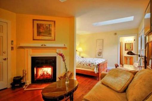 фото отеля Briar Rose Bed and Breakfast