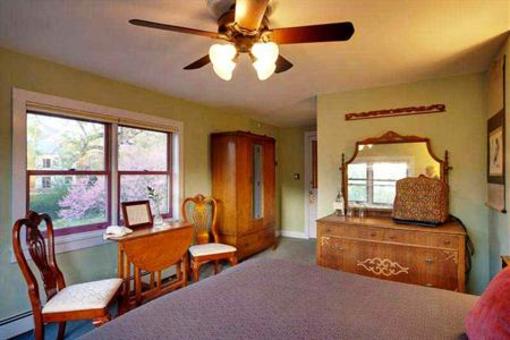фото отеля Briar Rose Bed and Breakfast