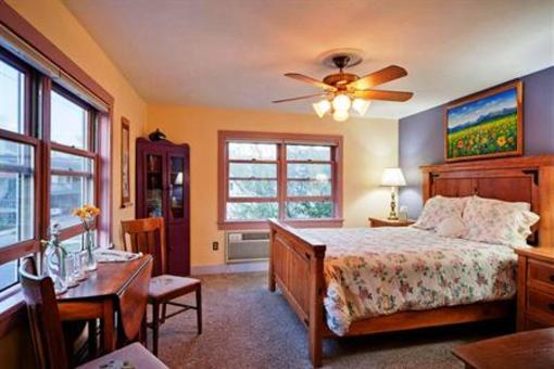 фото отеля Briar Rose Bed and Breakfast