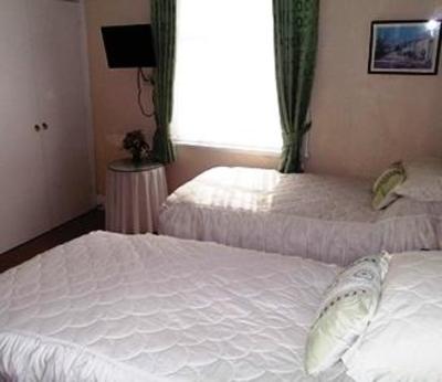 фото отеля Cornerways Guesthouse