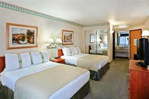 фото отеля Holiday Inn Hotel & Suites Seattle-Kent