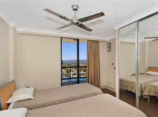 фото отеля Alexander Holiday Apartments Gold Coast