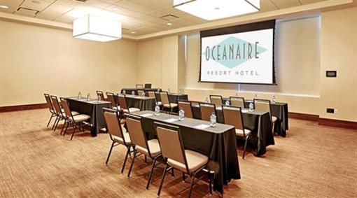 фото отеля Oceanaire Resort Hotel