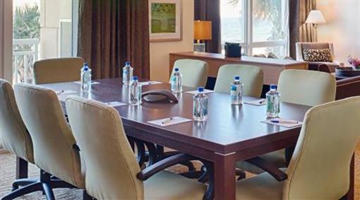 фото отеля Oceanaire Resort Hotel