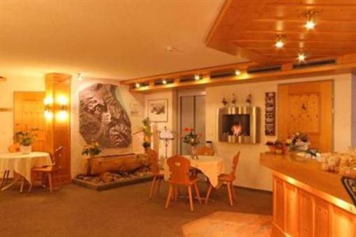 фото отеля Kemmeriboden-Bad Swiss Quality Hotel Schangnau