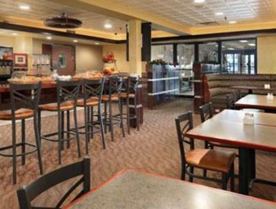 фото отеля Days Inn Detroit Metropolitan Airport Romulus