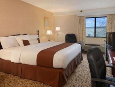 фото отеля Days Inn Detroit Metropolitan Airport Romulus
