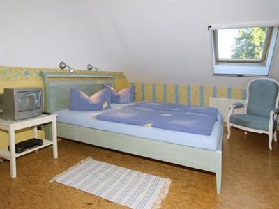 фото отеля Gutshof Insel Usedom Hotel Mellenthin