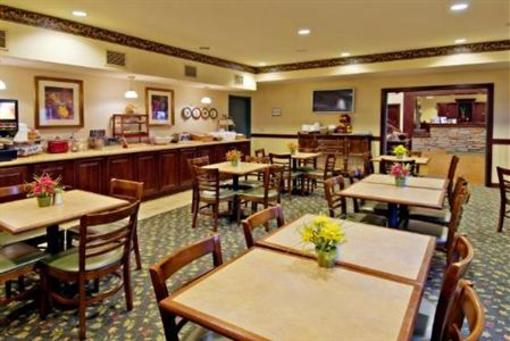 фото отеля Country Inn & Suites Madison-West