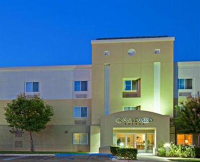 фото отеля Candlewood Suites Orange County Irvine Spectrum