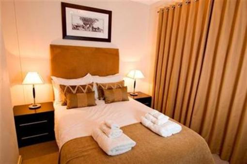 фото отеля Westpoint Executive Suites