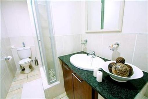 фото отеля Westpoint Executive Suites