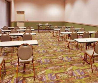 фото отеля Holiday Inn Kansas City Airport