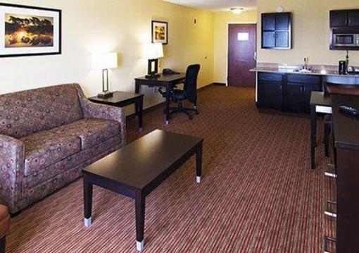 фото отеля Quality Suites Warner Robins Robins AFB