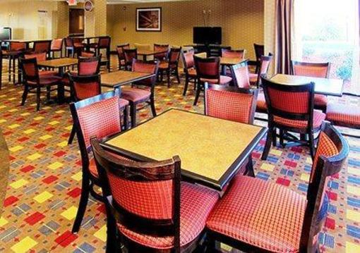 фото отеля Quality Suites Warner Robins Robins AFB