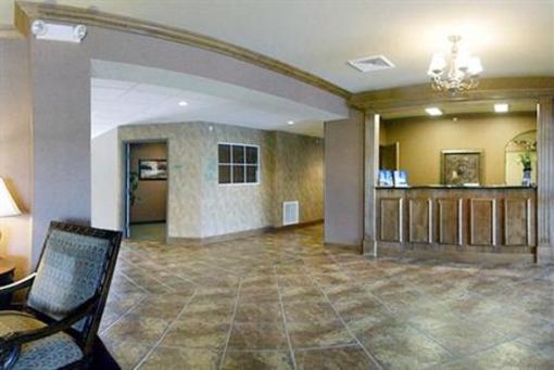 фото отеля Candlewood Suites St Robert