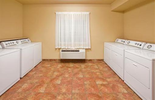 фото отеля Candlewood Suites St Robert