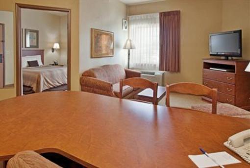 фото отеля Candlewood Suites St Robert