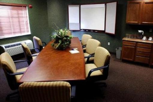 фото отеля Candlewood Suites St Robert