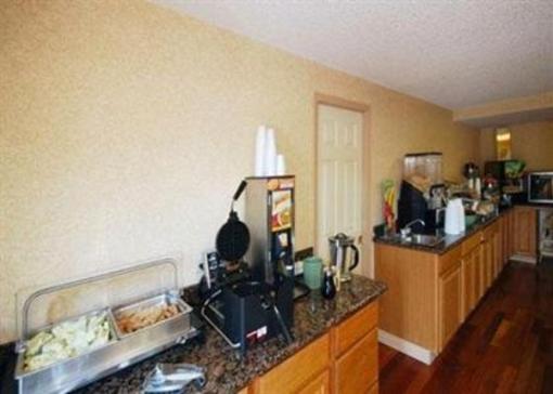фото отеля Quality Inn Airport SeaTac