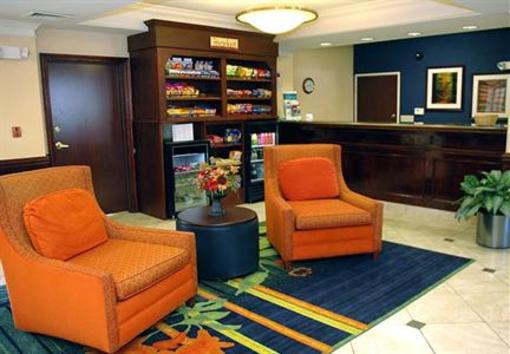 фото отеля Fairfield Inn Kansas City Downtown / Union Hill