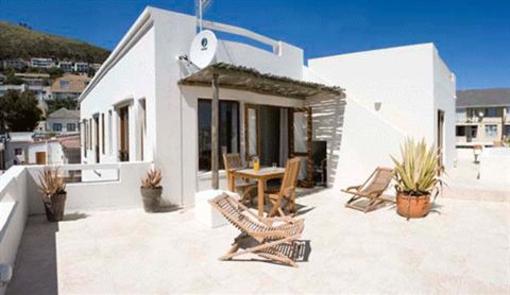 фото отеля Bayflowers Guest House