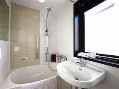 фото отеля APA Hotel Akihabaraekimae