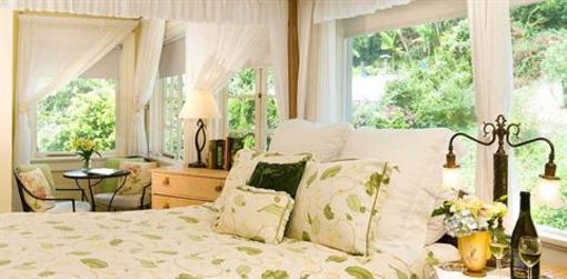 фото отеля Channel Road Inn - A Four Sisters Inn